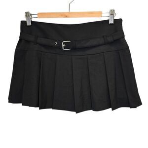 NWT Women's M Box Pleated A-Line Belt Buckled Black Mini Skort 3067/538/800